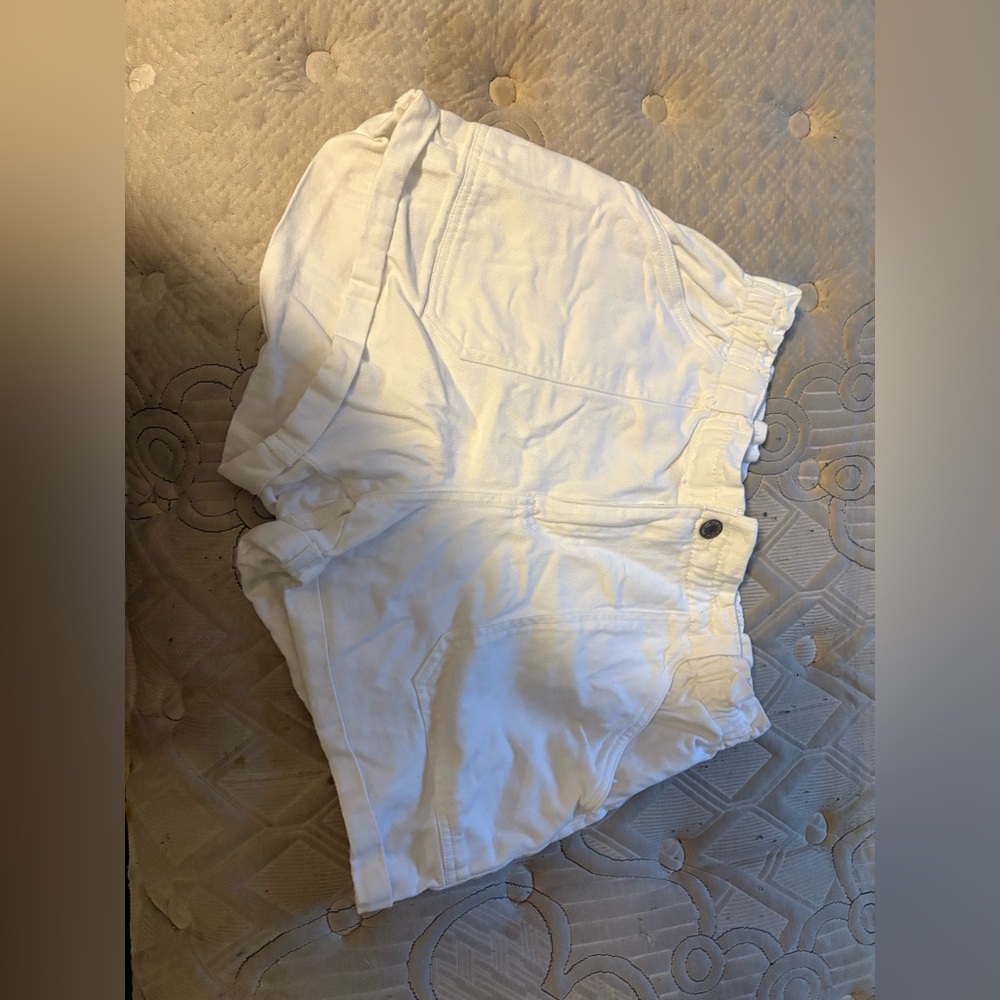 Bluenotes High Waist White Shorts